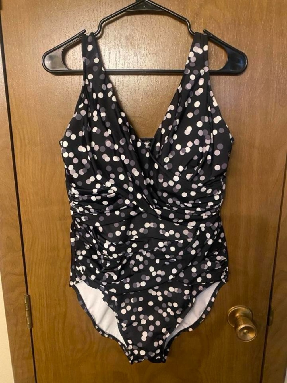 Women’s Black Polka Dot One-Piece Swimsuit